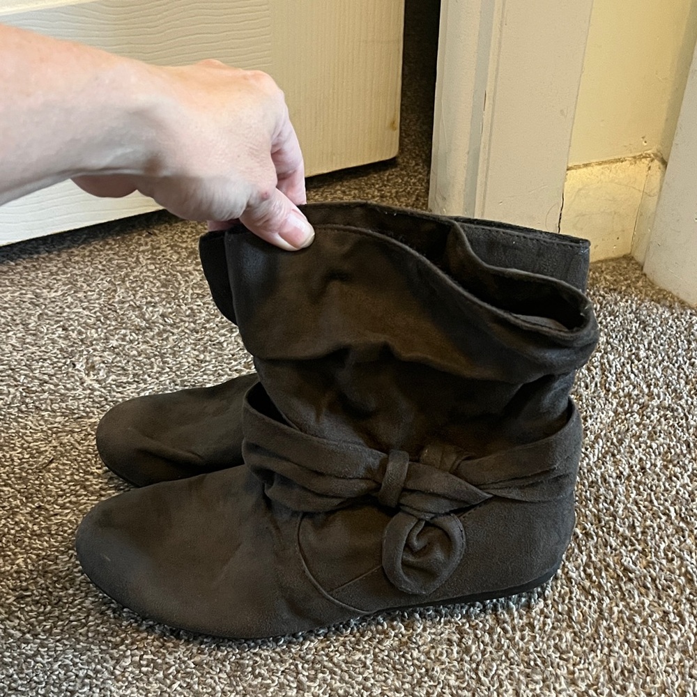 Gray Slouchy Suede Ankle Boots with Knot Detail